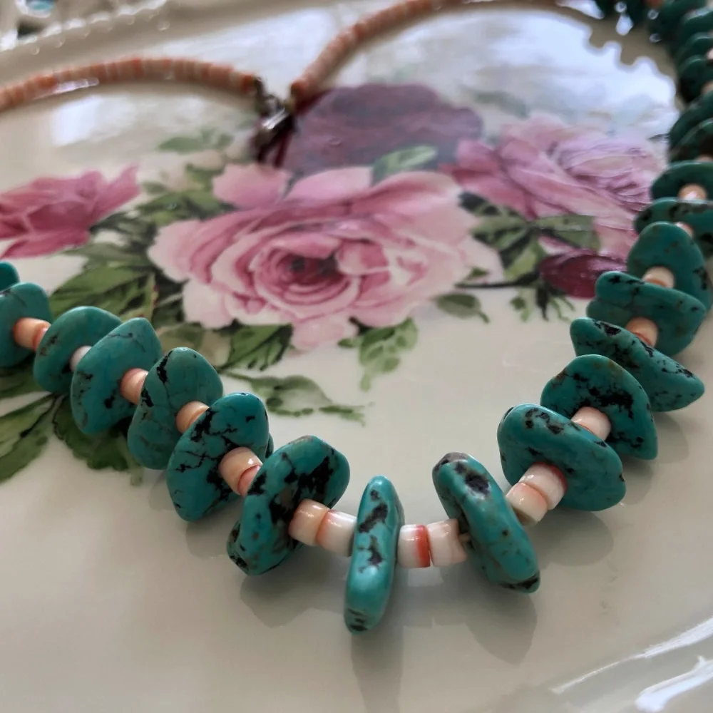 Vintage Heishi Turquoise and‎ Spiny Oyster Necklace